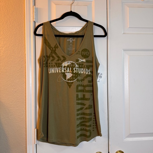 Universal Studios Olive/Army Green Women's Tank Top - XL - NWT - Picture 1 of 5